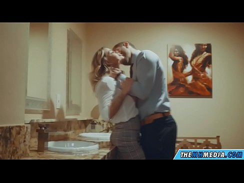 ❤️ Вақте ки як малламуй busty шумо дар як ҳоҷатхона ҷамъиятӣ seduces ❤❌ Порнои мақъад дар tg.bsglass.ru